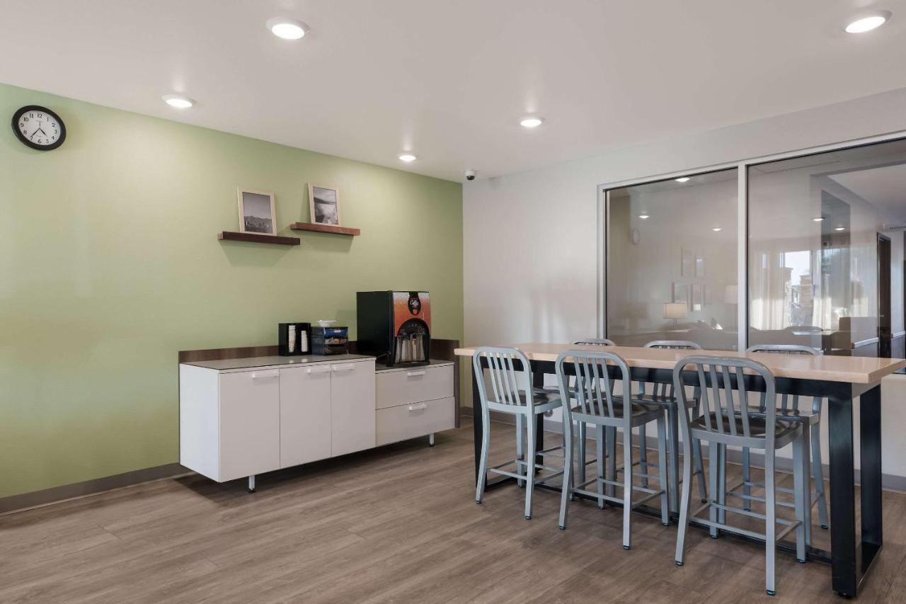Woodspring Suites Phoenix-Deer Valley Exterior foto